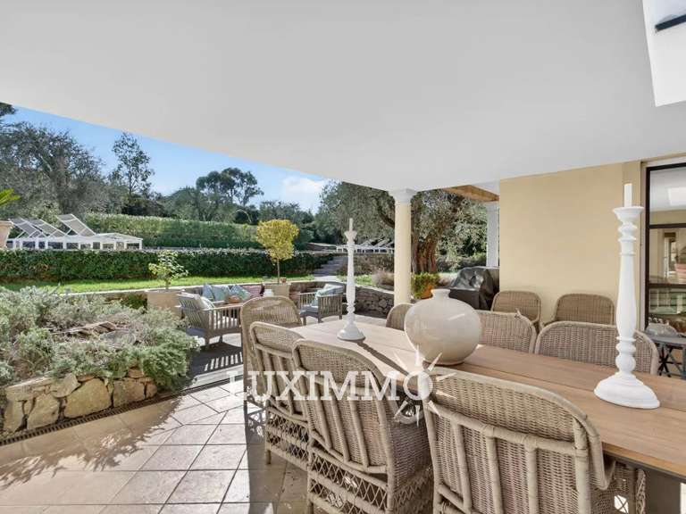 Villa Mouans-Sartoux - 4 chambres - 200m²