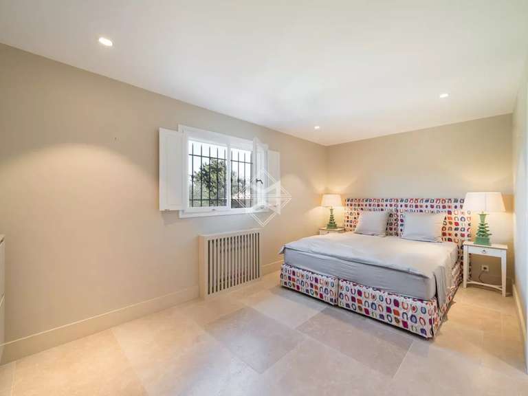 Villa Mouans-Sartoux - 3 chambres - 200m²