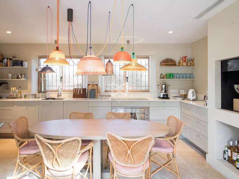 Villa Mouans-Sartoux - 3 chambres - 200m²