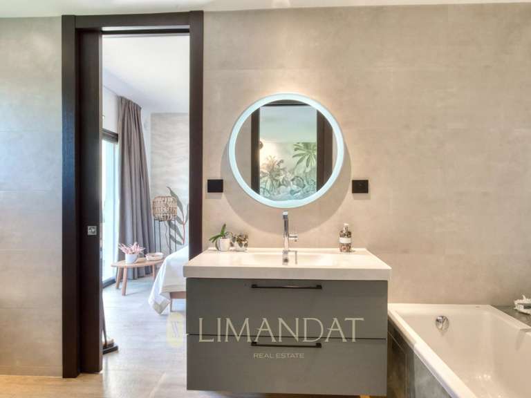 Villa Mouans-Sartoux - 4 chambres - 300m²