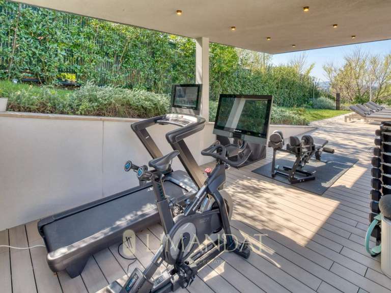 Villa Mouans-Sartoux - 4 chambres - 300m²