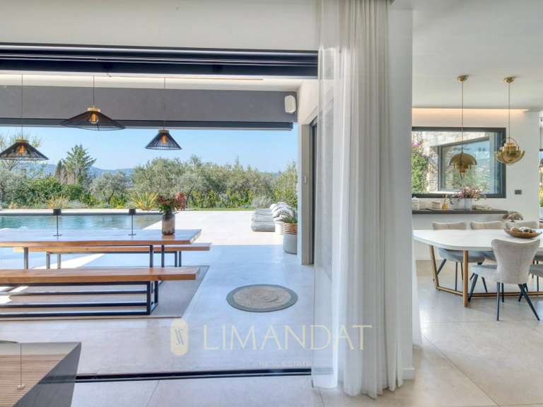 Villa Mouans-Sartoux - 4 chambres - 300m²