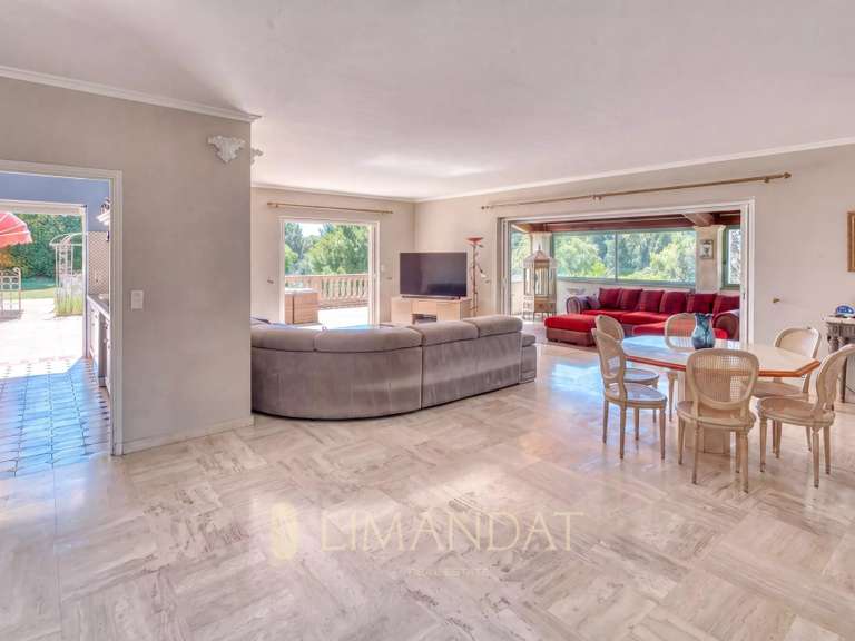 Villa Mouans-Sartoux - 7 chambres - 369m²