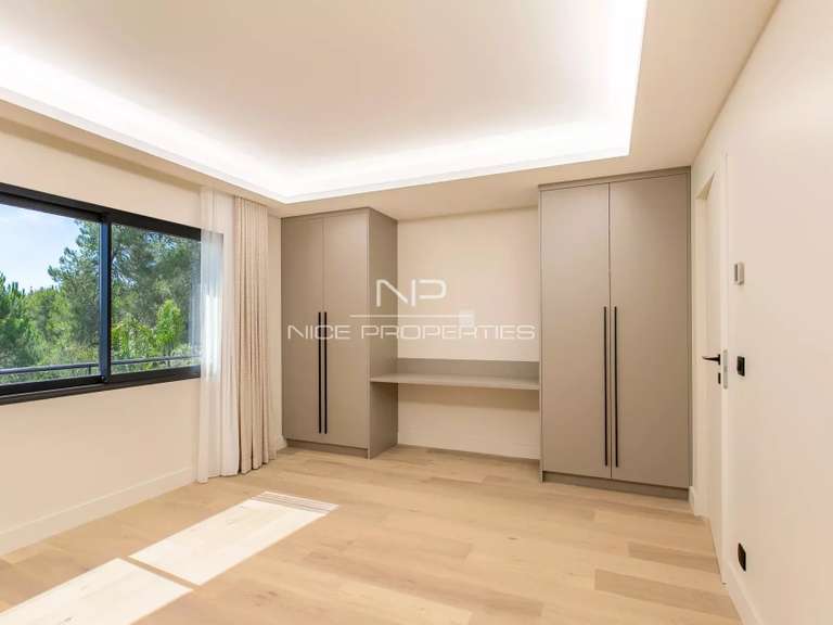 Villa Mouans-Sartoux - 4 chambres - 280m²