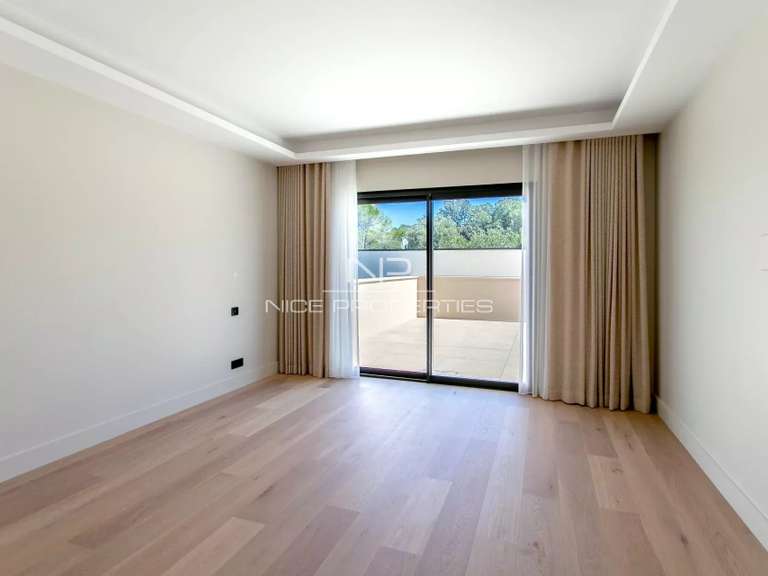 Villa Mouans-Sartoux - 4 chambres - 280m²