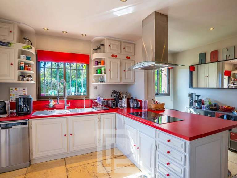 Villa Mouans-Sartoux - 6 chambres - 278m²