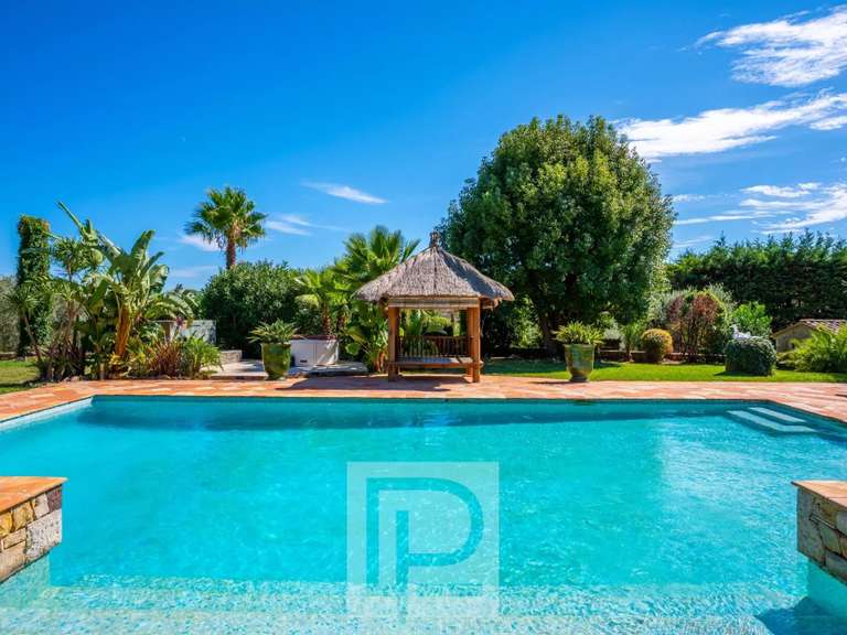 Villa Mouans-Sartoux - 6 chambres - 278m²