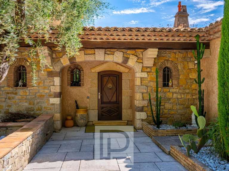 Villa Mouans-Sartoux - 6 chambres - 278m²
