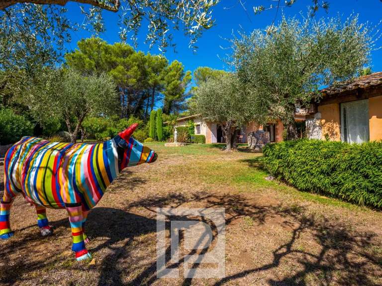 Villa Mouans-Sartoux - 6 chambres - 278m²