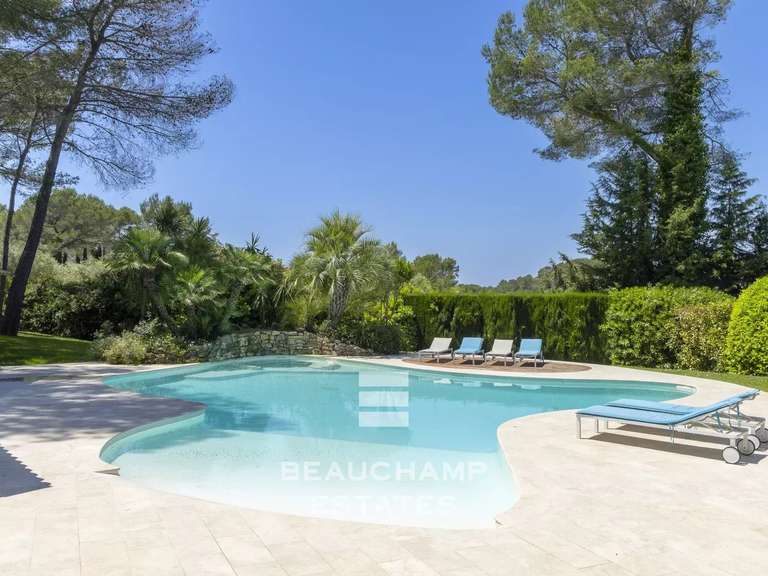 Villa Mouans-Sartoux - 7 chambres - 540m²