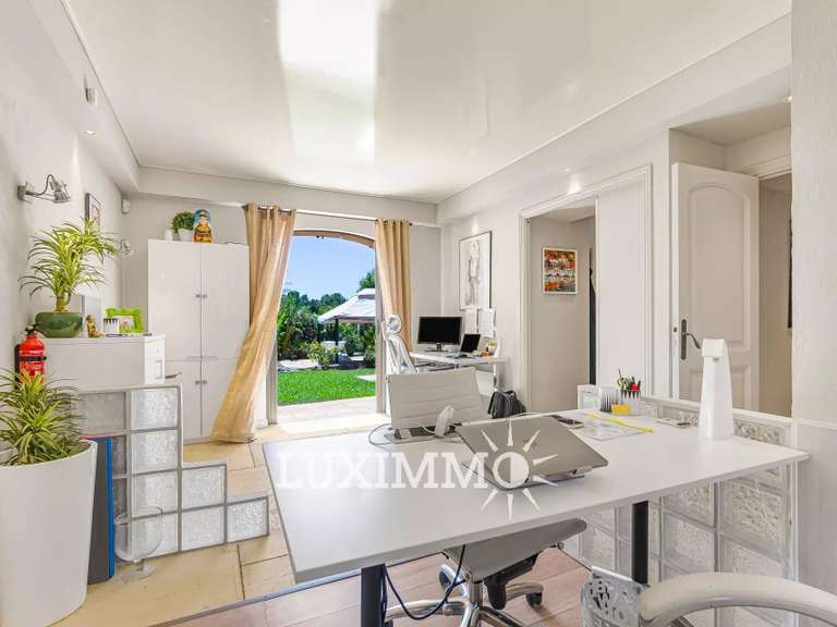 Villa Mouans-Sartoux - 6 chambres - 278m²