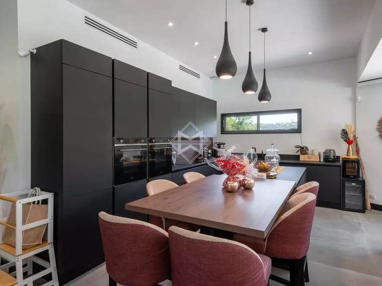 Villa Mouans-Sartoux - 170m²