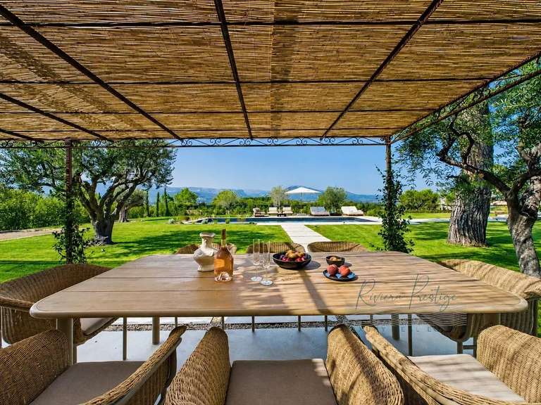 Villa Mouans-Sartoux - 5 chambres - 290m²