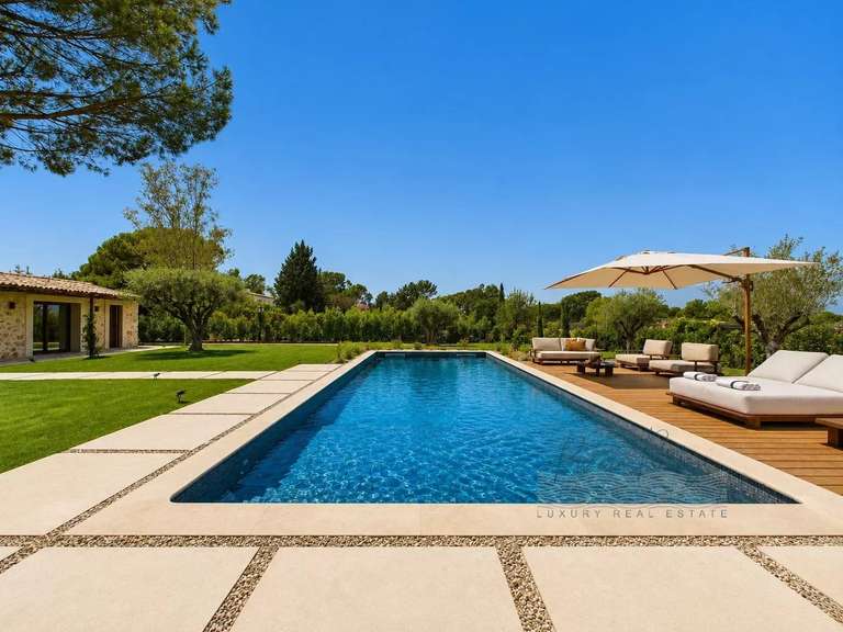 Villa Mouans-Sartoux - 5 chambres - 290m²