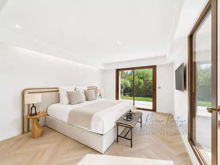 Villa Mouans-Sartoux - 5 chambres - 290m²
