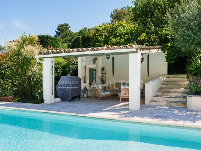 Villa Mouans-Sartoux - 5 chambres - 176m²