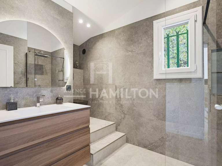 Villa Mouans-Sartoux - 5 chambres - 176m²
