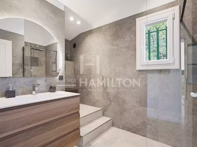 Villa Mouans-Sartoux - 5 chambres - 176m²