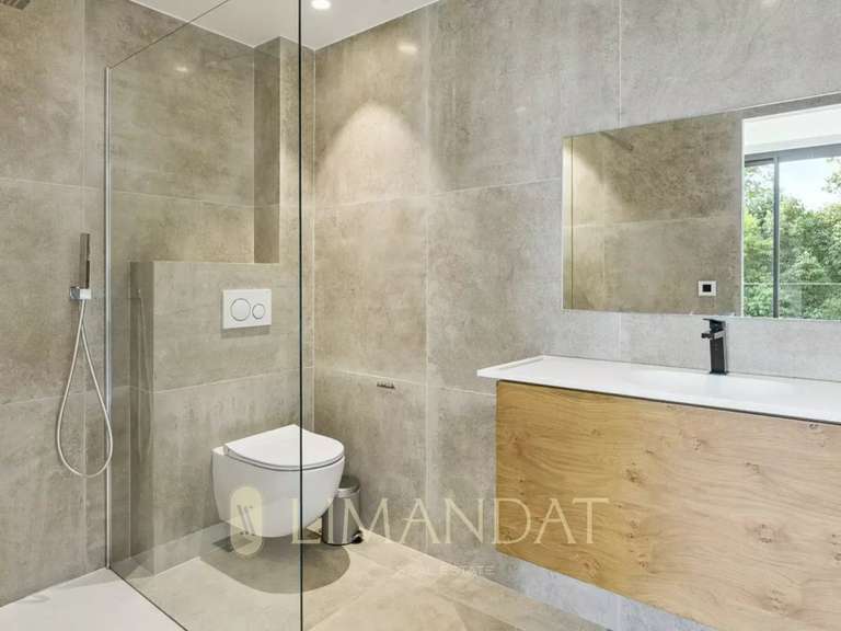 Villa Mouans-Sartoux - 5 chambres - 295m²
