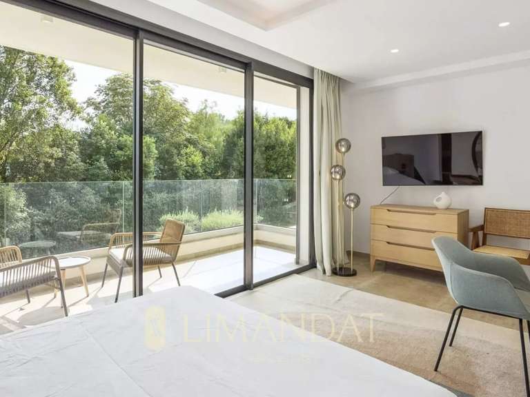 Villa Mouans-Sartoux - 5 chambres - 295m²
