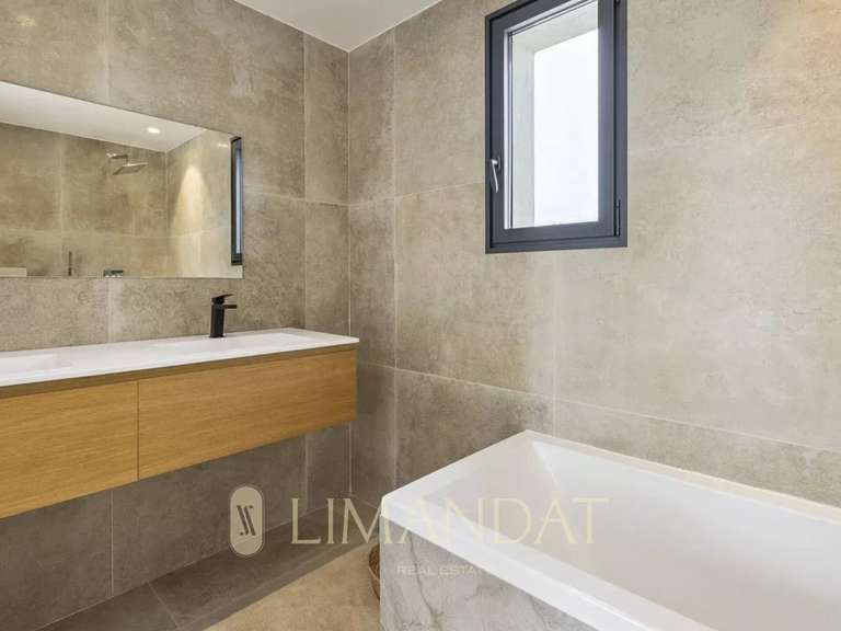 Villa Mouans-Sartoux - 5 chambres - 295m²