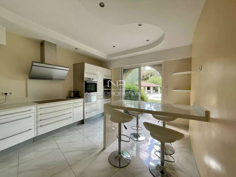 Villa Mouans-Sartoux - 8 chambres - 600m²