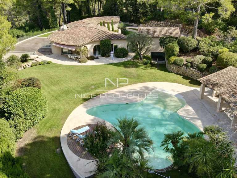 Villa Mouans-Sartoux - 8 chambres - 600m²