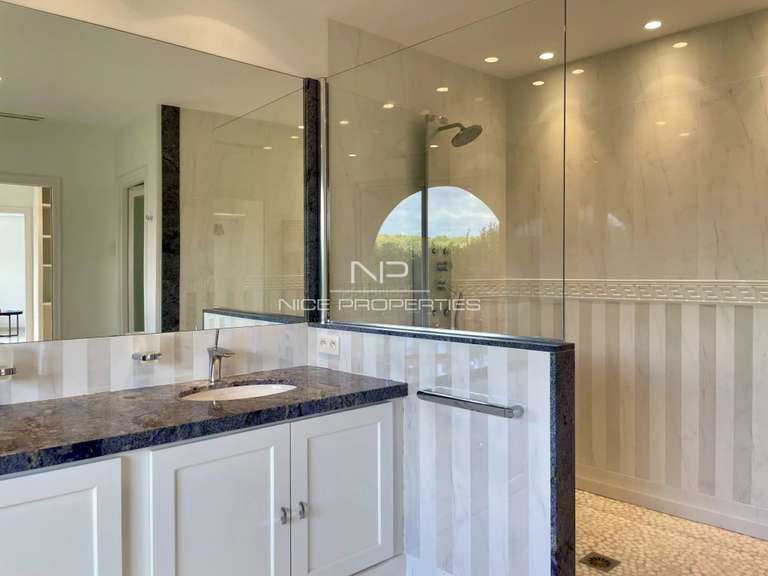 Villa Mouans-Sartoux - 8 chambres - 600m²