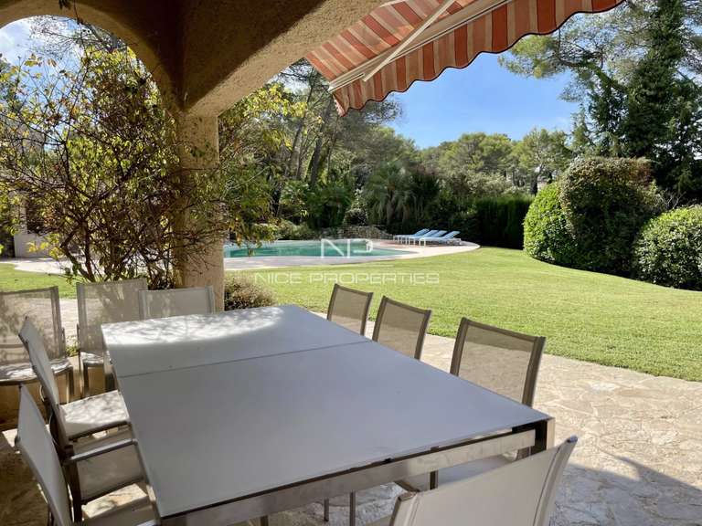 Villa Mouans-Sartoux - 8 chambres - 600m²