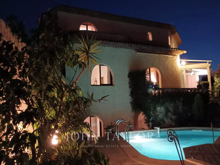 Apartment Mougins - 4 bedrooms - 215m²