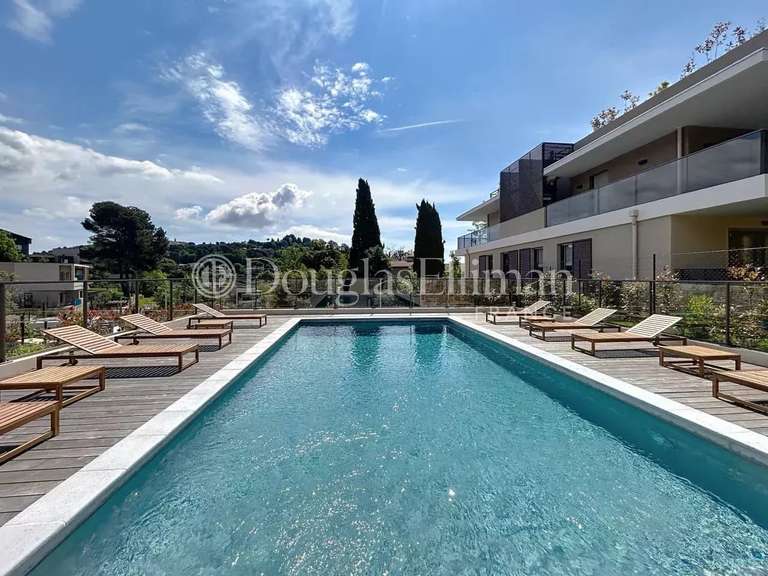 Appartement Mougins - 3 chambres - 85m²