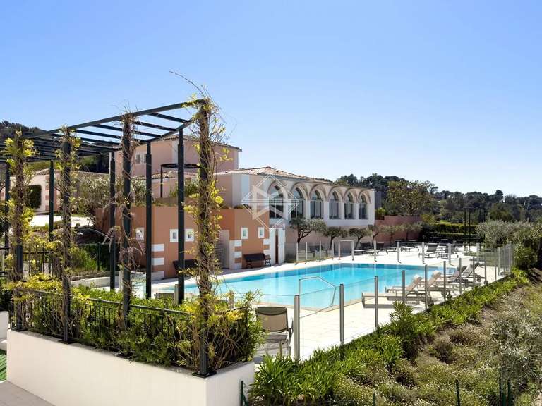 Appartement Mougins - 3 chambres - 161m²