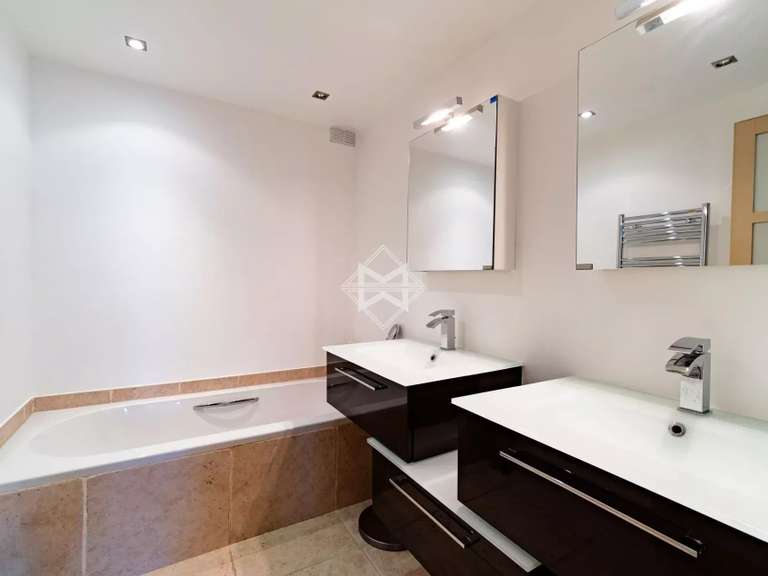 Appartement Mougins - 2 chambres - 79m²