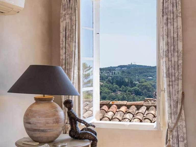 Appartement Mougins - 4 chambres - 161m²