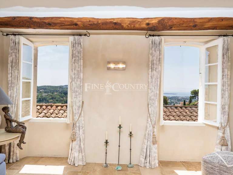Appartement Mougins - 4 chambres - 161m²