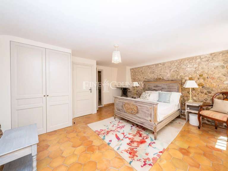 Appartement Mougins - 4 chambres - 161m²