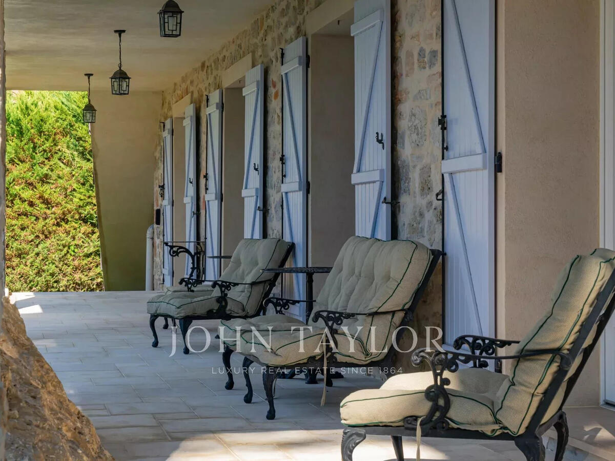 House Mougins