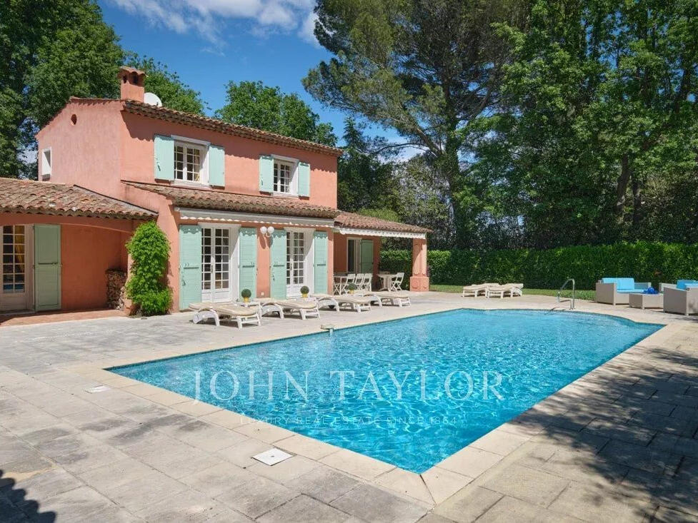 House Mougins