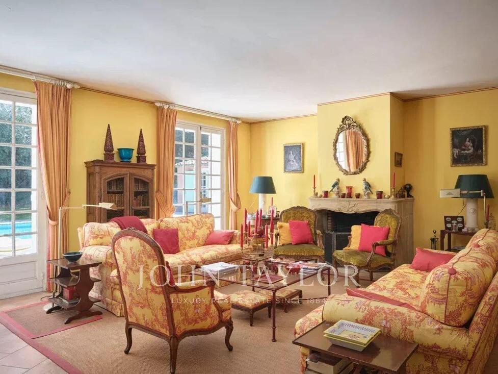 House Mougins