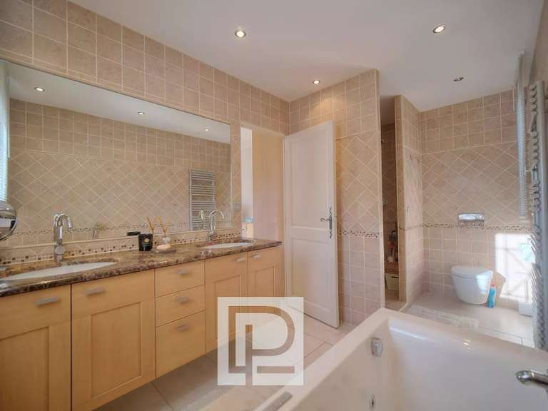 Maison Mougins - 5 chambres - 425m²