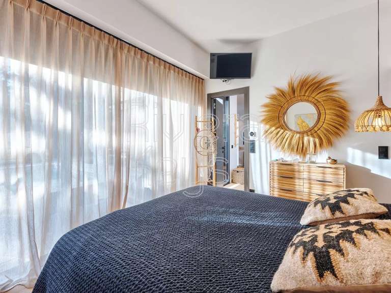 Maison Mougins - 3 chambres - 213m²