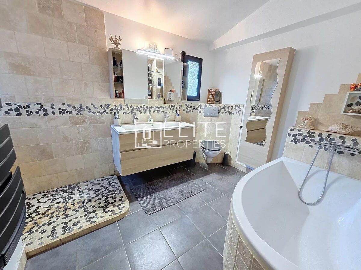 House Mougins