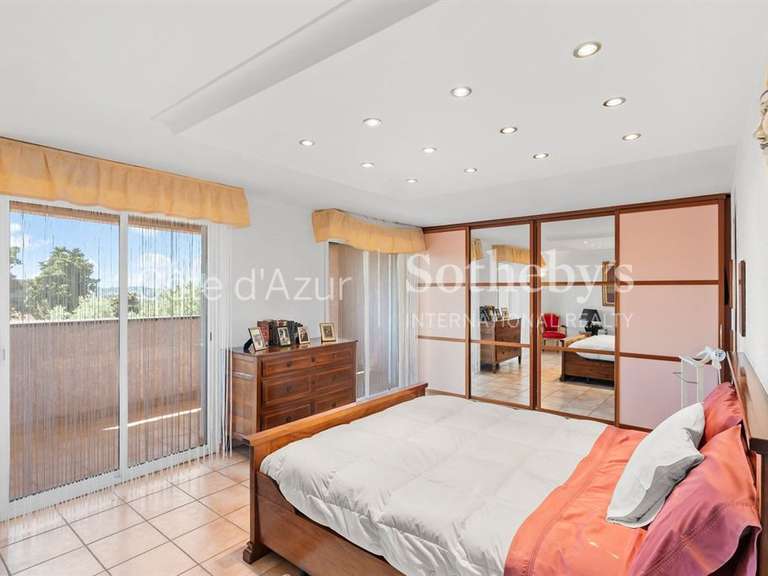 Maison Mougins - 5 chambres - 311m²