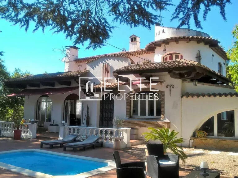 Maison Mougins - 4 chambres - 197m²