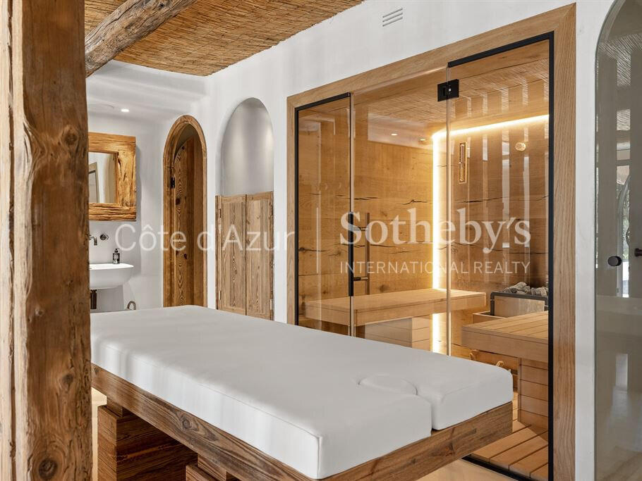 House Mougins