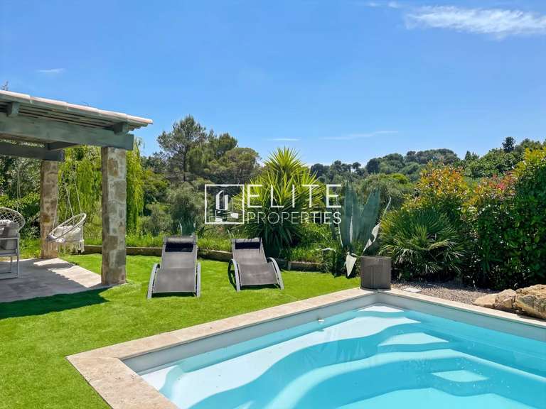 Maison Mougins - 5 chambres - 174m²