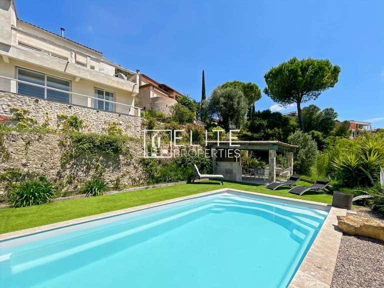 Maison Mougins - 5 chambres - 174m²