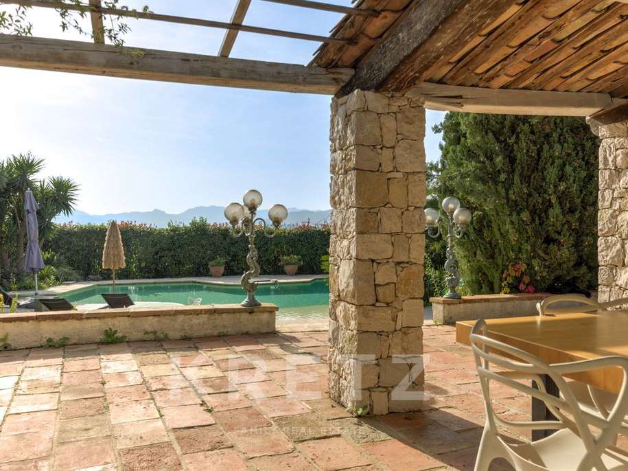 House Mougins