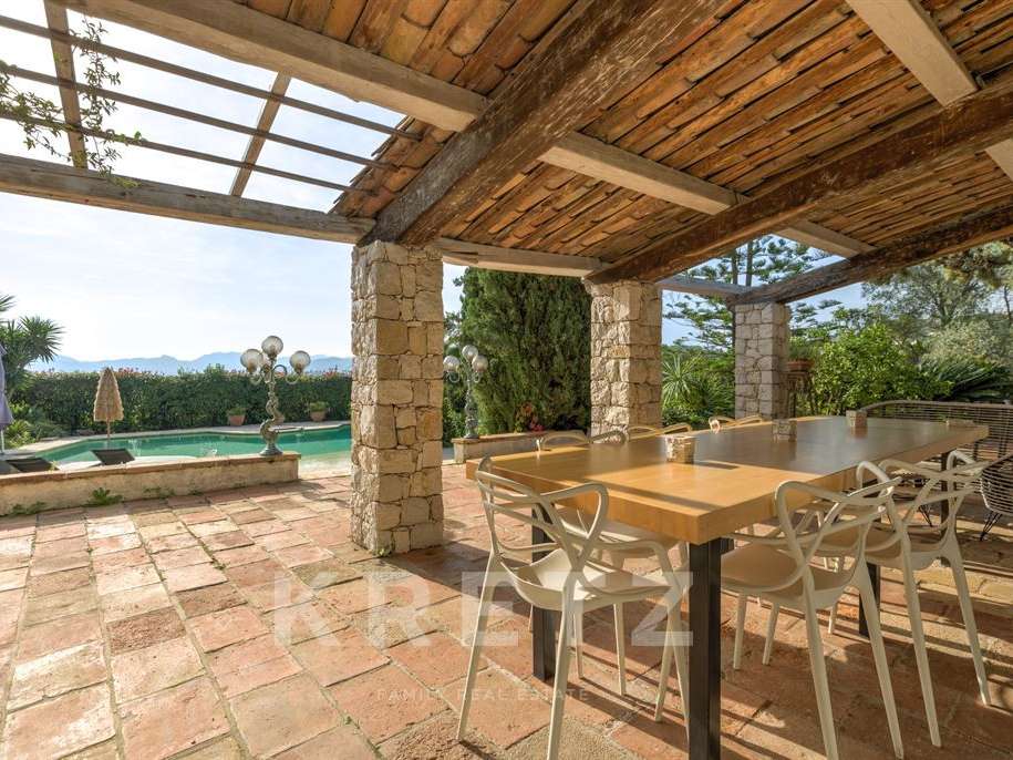 House Mougins