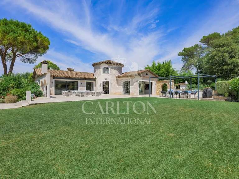 Maison Mougins - 4 chambres - 271m²